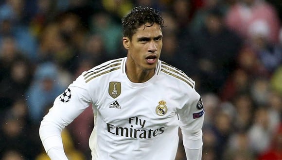 Raphael Varane tiene contrato con el Real Madrid hasta junio de 2022. (AFP)
