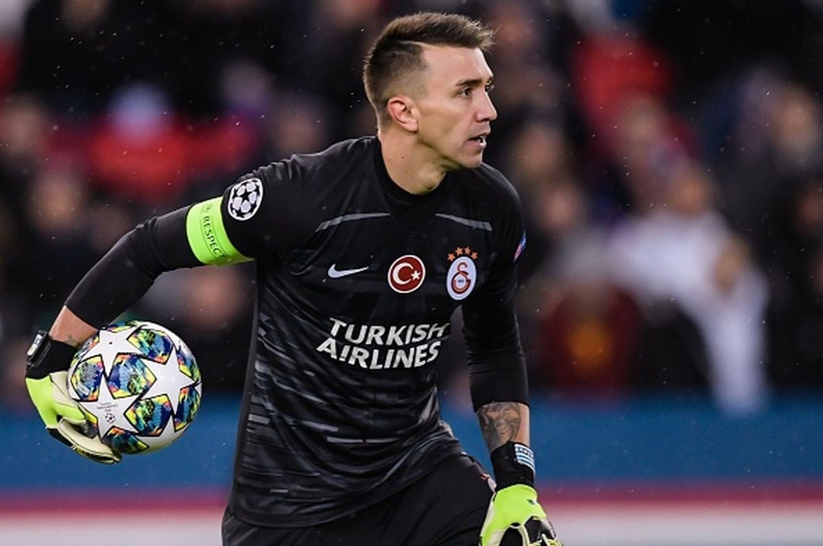 Fernando Muslera es internacional con la selección de Uruguay. (Foto: Getty IMages)