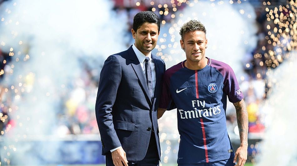 Nasser Al Khelaifi llevó al PSG a Neymar en el verano de 2017. (Getty)