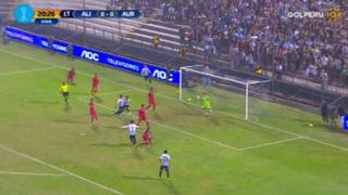 Alianza Lima: sensacional tapada de Jesús Cisneros para evitar gol de Luis Aguiar