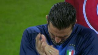 Palmas para Buffon: el arquero italiano aplaudió el himno de Suecia mientras el San Siro silbaba