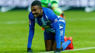 Así no pues, Salomon: Kalou fue suspendido en el Hertha por comportamiento durante test de COVID-19 [VIDEO] 