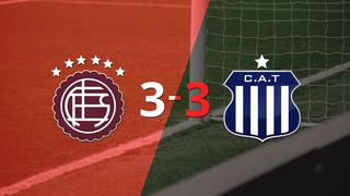 Con doblete de Michael Santos, Talleres empató con Lanús 3-3