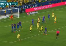 Si es así, ya no entra nada: Nicolás Castillo estuvo cerca de marcar de tiro libre el 1-0 en Copa de Campeones [VIDEO]