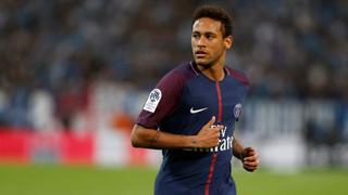 No se cansa: Dugarry atacó a Neymar porque "piensa que juega en la sala con sus amigos"