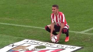 El Athletic presenta a Alex Berenguer