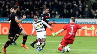 Con 'Chicharito': Leverkusen perdió 2-3 ante el Mönchengladbach por la Bundesliga