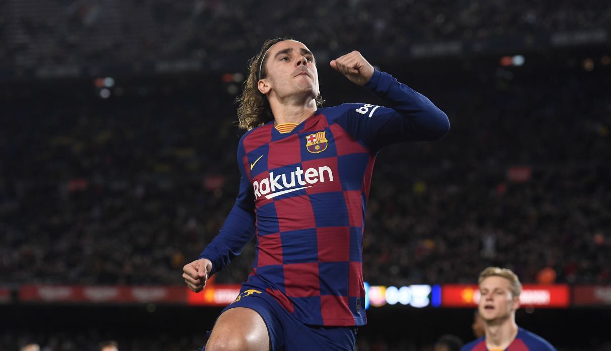 Antoine Griezmann seleccionado para hacerse la sesión de fotos con la camiseta nueva de Barcelona. (Foto: AFP)