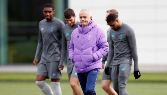 José Mourinho criticó a sus jugadores desde Instagram. (Foto: AFP)