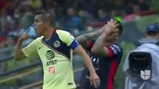 Beto da Silva fingió una agresión en el América vs. Lobos BUAP [VIDEO]