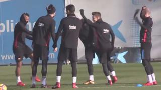 No te piques, Piqué: la 'huacha' de Suárez a que provocó las risas en entrenamiento [VIDEO]