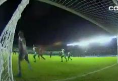 'Horror' de La Equidad: error y gol de Vargas para 1-0 del Royal Pari por la Sudamericana [VIDEO]