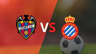 Levante y Espanyol se mantienen sin goles al finalizar el primer tiempo