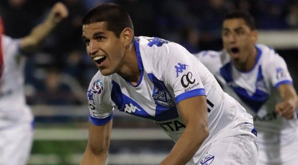 Luis Abram ha participado en los tres goles de Vélez Sarsfield. Ha sido convocado a la Selección Peruana. (Vélez Sarsfield)