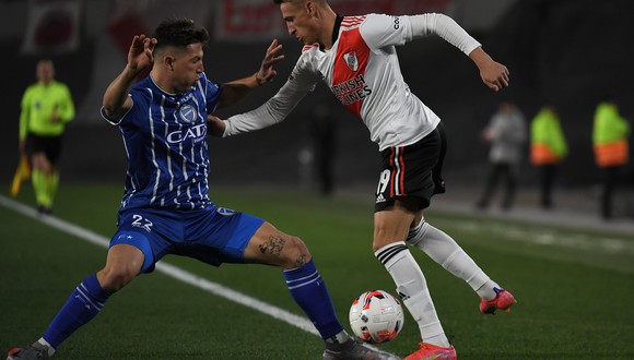 River Plate volvió a perder en la Copa de la Liga Profesional Argentina, ahora ante Godoy Cruz. (Foto: Getty Images)