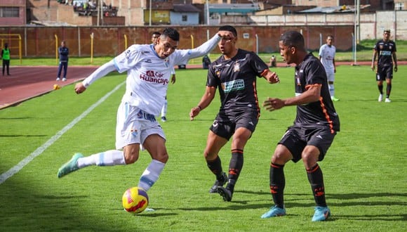 ADT y Ayacucho FC empataron sin goles en Tarma por la jornada 7 del Torneo Apertura Liga 1. (Foto: Liga de Fútbol Profesional)