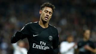 Emery 'vendió' al brasileño: Neymar se 'olvidó' del DT de PSG en el título liguero