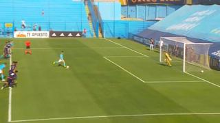 De penal: Cristian Ortiz marcó así el 1-0 para Sporting Cristal [VIDEO]
