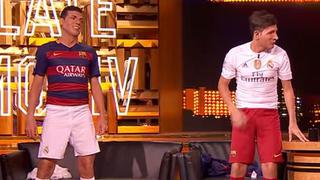 'Lionel Messi' y 'Cristiano Ronaldo' cambiaron camisetas y cantaron en TV