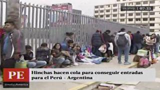Perú se enfrenta a Argentina: largas colas en el Estadio Nacional para comprar entradas