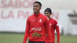 Renato Tapia compartió recuerdos con la Selección Peruana y Feyenoord [FOTOS]