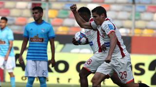 Universitario de Deportes empató 2-2 con Sporting Cristal y complica sus chances al título