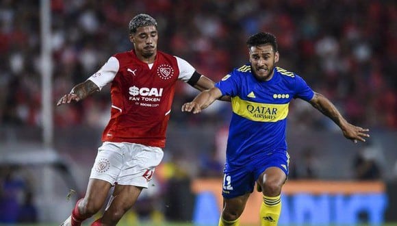 Entre lluvia y charcos: Boca Juniors empató 2-2 con Independiente por la Copa Liga Profesional. (Foto: AP)