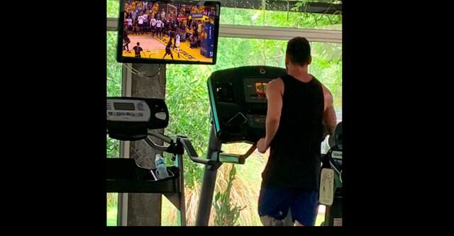 Los mejores memes de Lionel Messi entrenando viéndose a sí mismo.