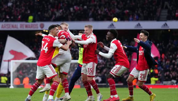 Arsenal venció este sábado 3-2 al Bournemouth con un gol a los 97 minutos de Reiss Nelson. (Foto: Getty Images)