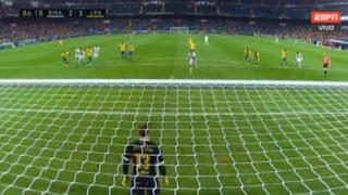 ¿Qué pasó Ronaldo? Cristiano marcó de penal y se cayó recogiendo el balón [VIDEO]