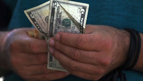 El dólar se negociaba a 20,8 pesos en México este miércoles (Foto: AFP).