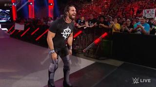 WWE: Seth Rollins no paró de burlarse de Roman Reigns en Raw
