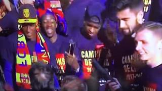 Por culpa de Digne: el microinfarto que se llevó Yerry Mina en las celebraciones del Barcelona [VIDEO]