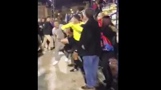 Partido de juveniles en España terminó en pelea entre árbitro y dos hinchas [VIDEO]