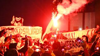 Los hinchas cremas y el banderazo a Universitario en la previa de clásico ante Alianza Lima