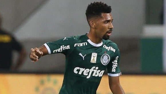 Matheus Fernandes tiene 21 años y es volante del Palmeiras. (Getty)