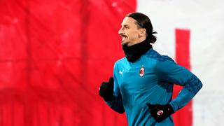 Pesadilla de Zlatan en Serbia: hincha del Estrella Roja lo llenó de insultos racistas desde la grada