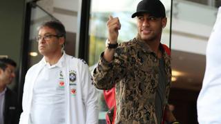 Neymar llegó a Brasil para ponerse bajo las órdenes de Tité de cara a las Eliminatorias Rusia 2018