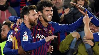 De las gradas al campo: Messi y la imagen viral con un joven Carles Aleñá [FOTO]