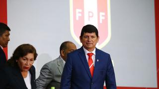 Selección Peruana: denuncian en la Conmebol a presidente de la FPF por reventa de entradas