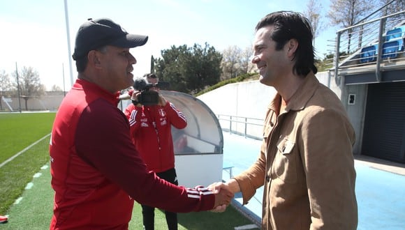Santiago Solari, director de la Ciudad Deportiva del Real Madrid, visitó los entrenamientos de la Selección Peruana. (Foto: FPF)