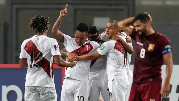 Perú venció 1-0 a Venezuela por la sexta fecha de las Eliminatorias. (Foto: AFP).
