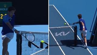 Por fuera y en campo rival: el punto viral de Carreño Busta en el Australian Open [VIDEO]