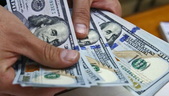 El dólar se cotizaba a 19,9573 pesos en México este miércoles (Foto: GEC).