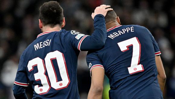 Kylian Mbappé y Lionel Messi juegan juntos en el PSG desde mediados de 2021. (Foto: AFP)