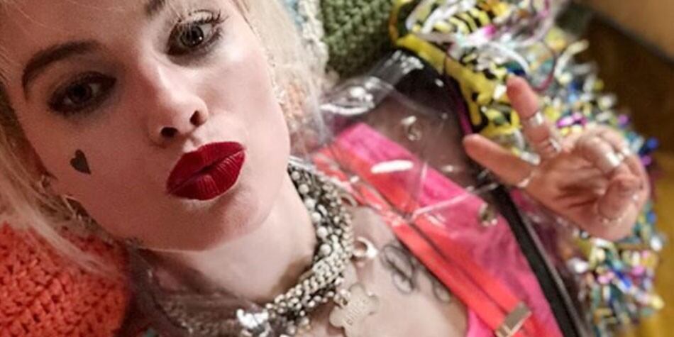 El nuevo tráiler incluye una secuencia en la que Harley Quinn conduce un camión a una fábrica de Ace Chemicals, que posteriormente explota (Foto: DC)