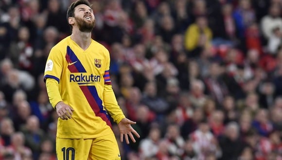 La reacción de Messi tras caer eliminado de la Copa del Rey. (Foto: AP)