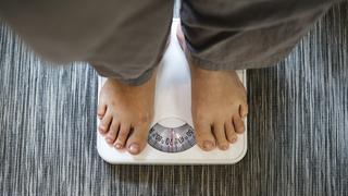 10 hábitos cotidianos que te hacen subir de peso: Evítalos y ten una vida saludable