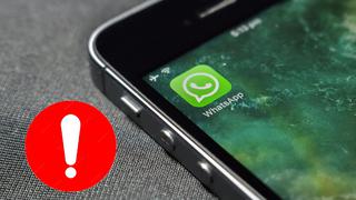 ¿Qué significa el signo de exclamación que aparece junto los mensajes de WhatsApp?