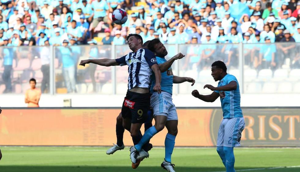 Alianza Lima no pudo obtener el bicampeonato. Cayó goleado ante Sporting Cristal en el Estadio Nacional. (Foto: Violeta Ayasta)